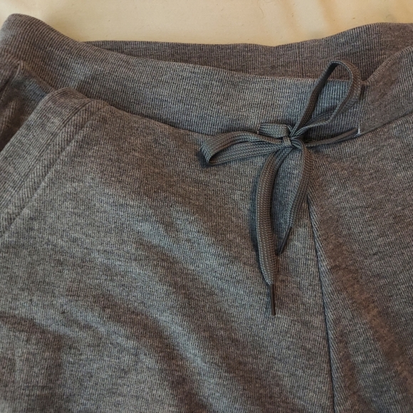 3/$30 NWT Men Gray Joggers - Picture 2 of 6